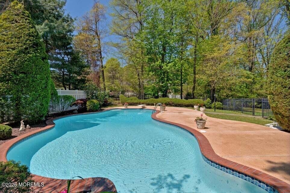 House in Lincroft, New Jersey, United States 5 - 18600773