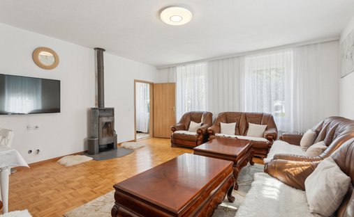 House in Moudon, Vaud, Switzerland 1
