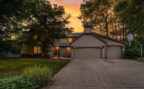 House in Kirtland Hills, Ohio, United States 1