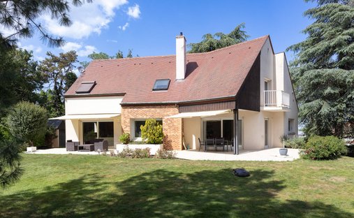House in Grangier, Dijon, France 1