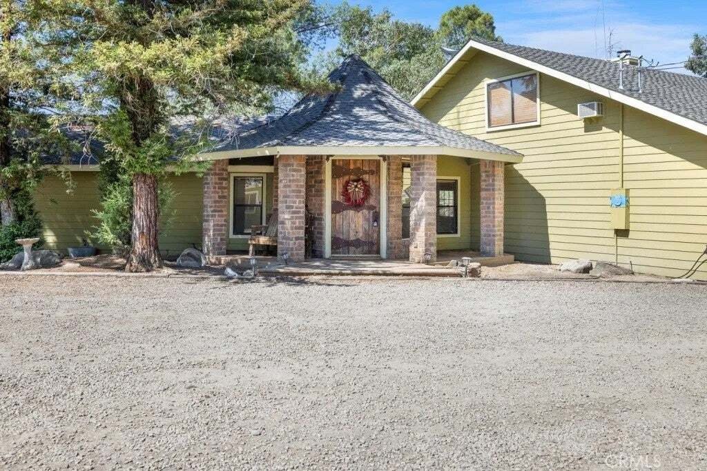 House in Coalinga, California, United States 5 - 17521319