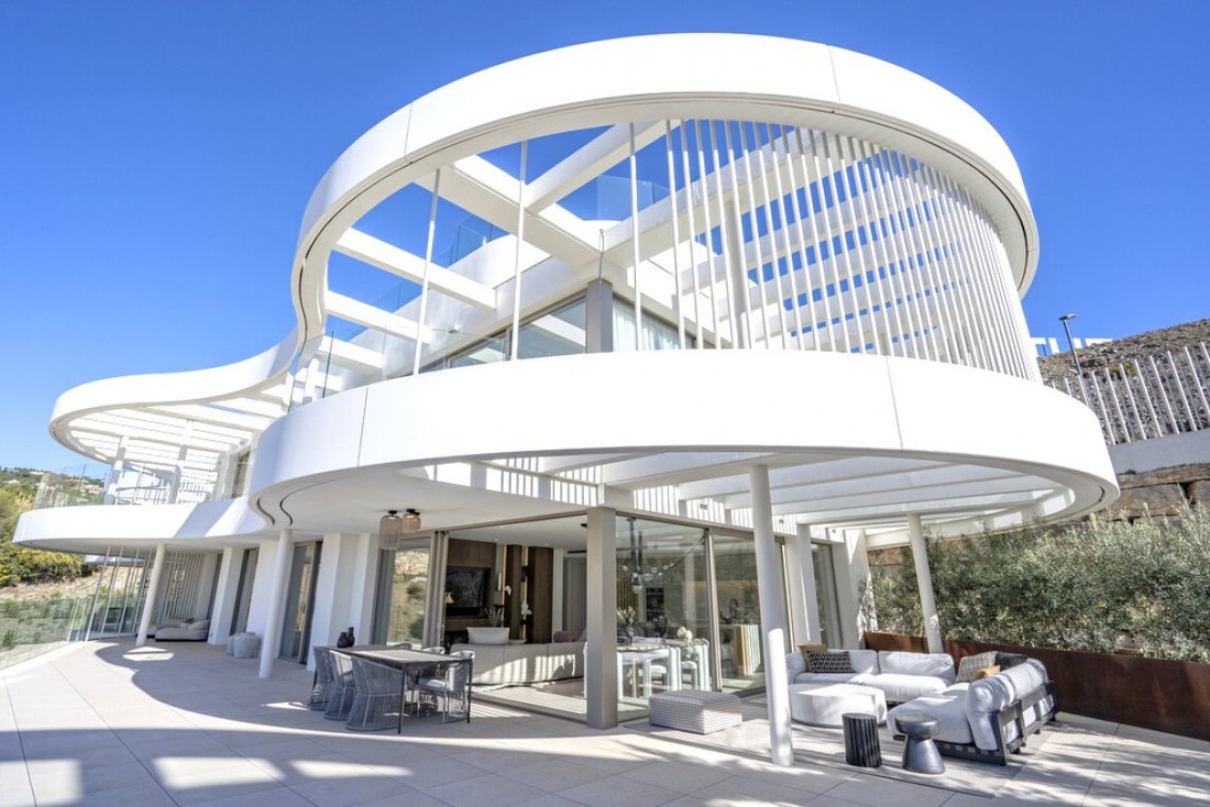 Apartment in Nueva Andalucia, Marbella, Spain 2 - 18598106