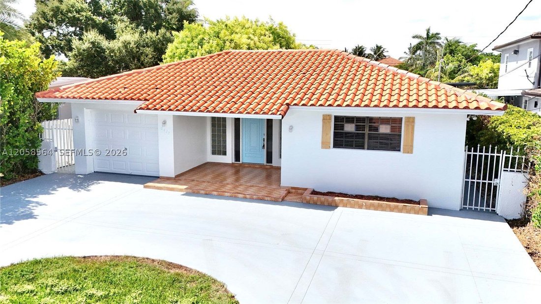 House in Miami, Florida, United States 1 - 18511316