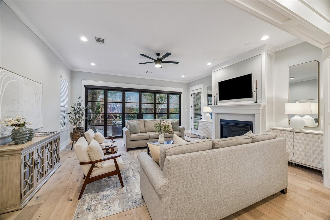 House in Houston, Texas, United States 5 - 18603576