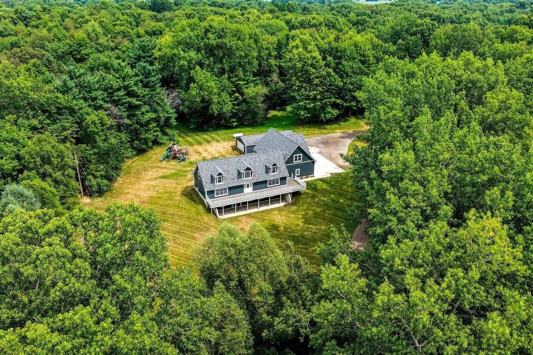 House in Grass Lake Charter Township, Michigan, United States 1 - 18600198