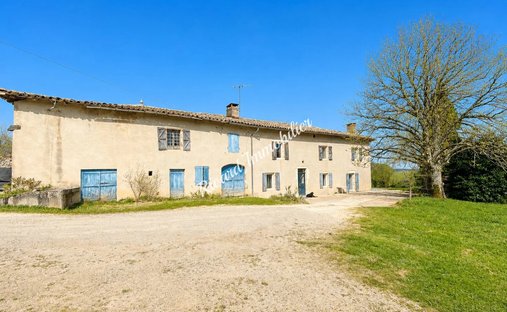 House in Périphérique Est, Gaillac, France 1