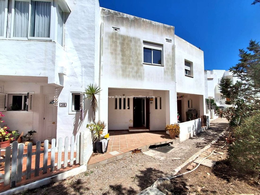 Townhouse in Sant Joan de Labritja, Balearic Islands, Spain 4 - 18597326