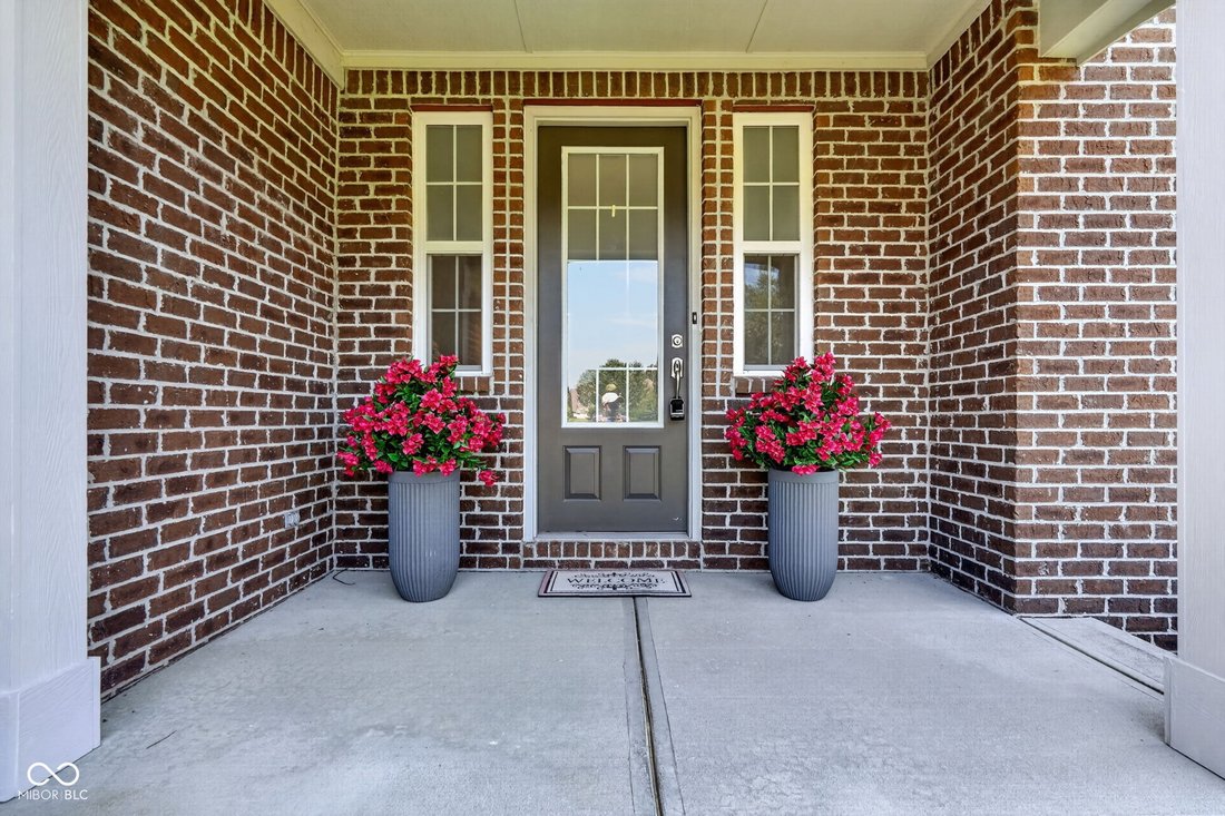 House in Greenwood, Indiana, United States 3 - 18601176