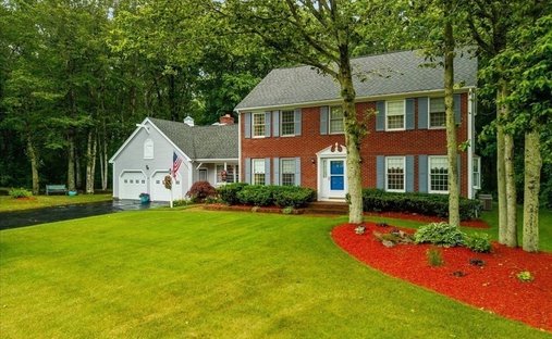 House in Taunton, Massachusetts, United States 1