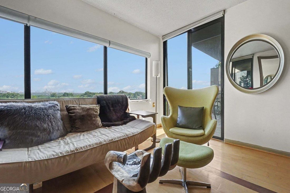 Condo in Atlanta, Georgia, United States 5 - 18601922