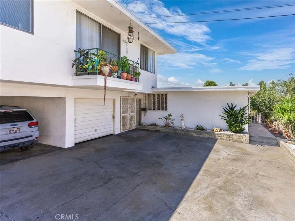 Monterey Park, California, United States 2 - 18597926