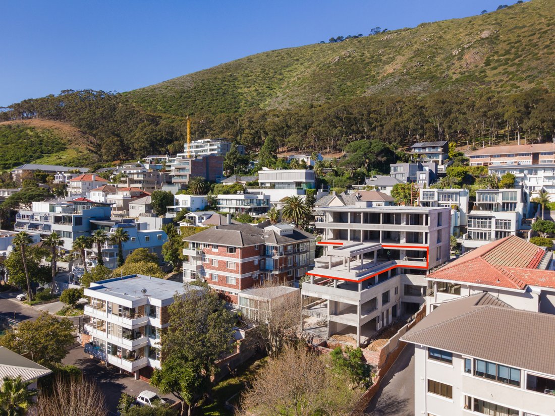 Apartment in Bakoven, Cape Town, South Africa 1 - 18598889