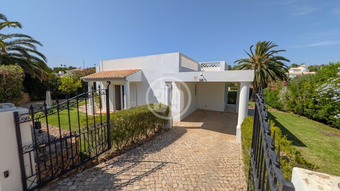 House in Olhos de Agua, Algarve, Portugal 4 - 18598574