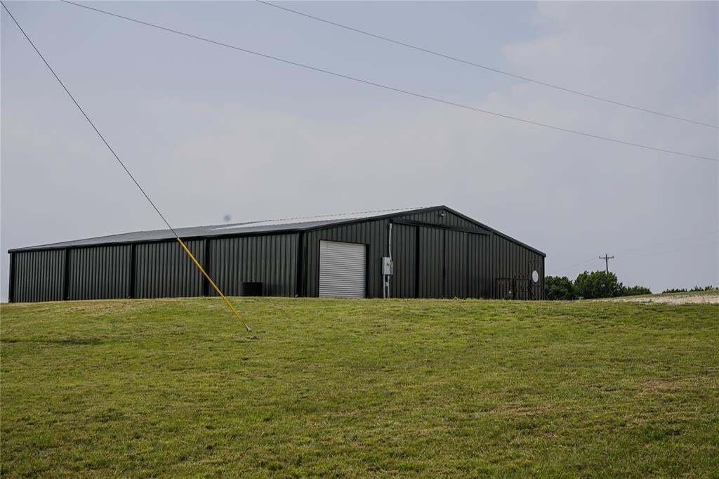 Farm Ranch in Weatherford, Texas, United States 3 - 18602193