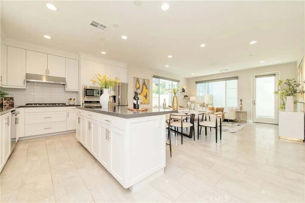 Condominio a Irvine, California, Stati Uniti 2 - 18602011