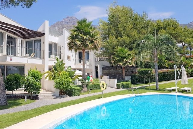 Maison de ville à Nueva Andalucia, Marbella, Espagne 1 - 18596855