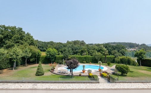 House in Oliveira (Santa Maria), Braga, Portugal 1