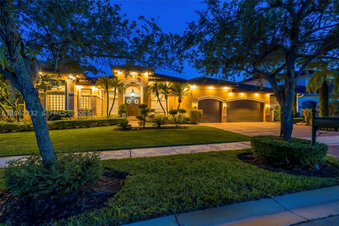 House in Miramar, Florida, United States 3 - 18601011