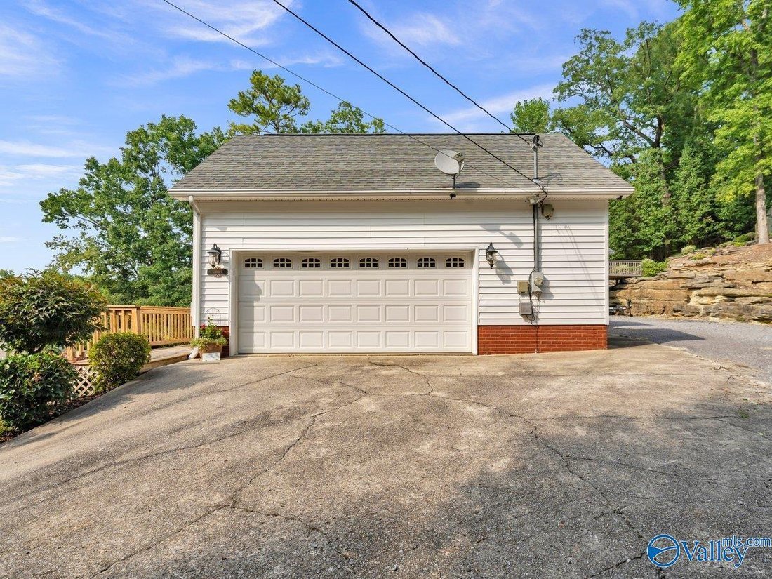 House in Guntersville, Alabama, United States 2 - 18600036