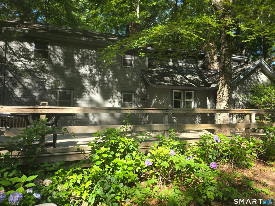 House in Newtown, Connecticut, United States 1 - 18602178