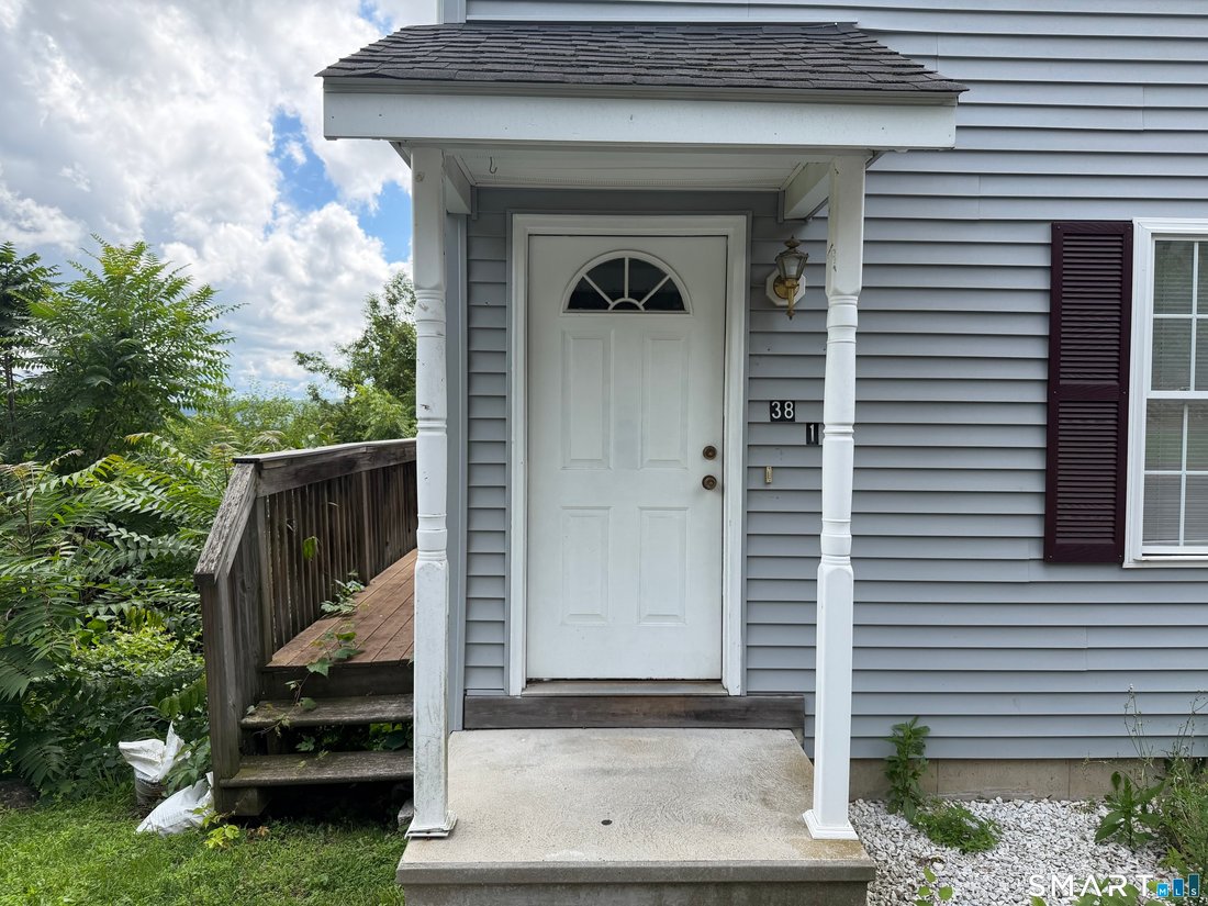 Naugatuck, Connecticut, United States 2 - 18602200