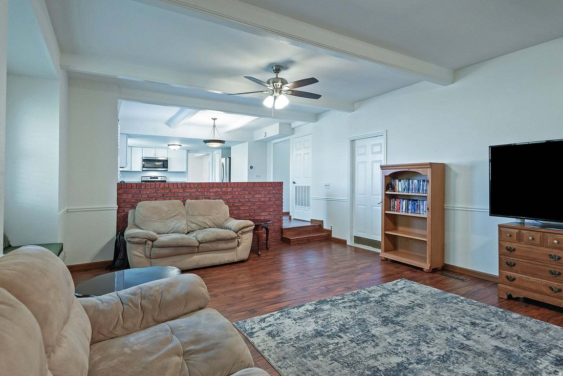 House in Sandy, Utah, United States 5 - 18600516