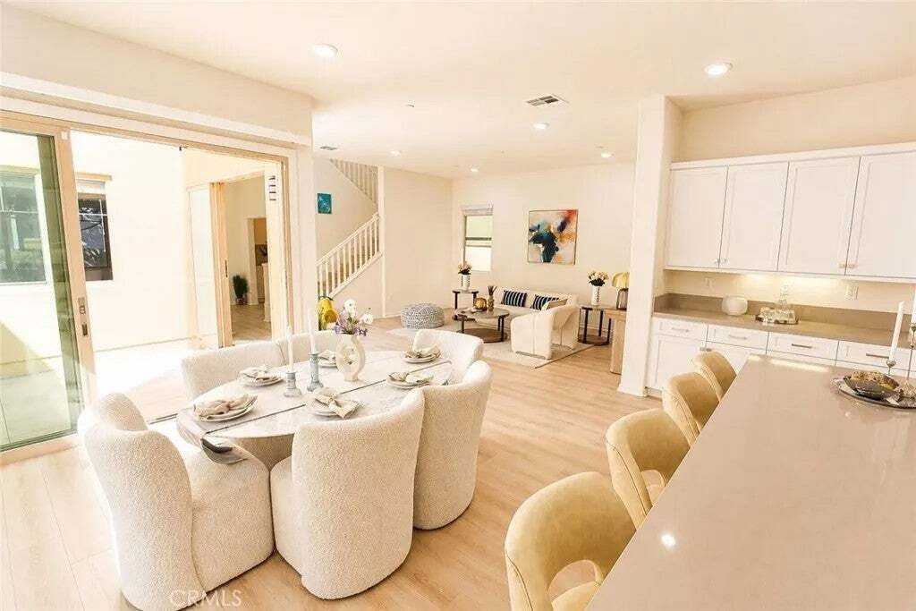 Townhouse in Irvine, California, United States 3 - 18601989