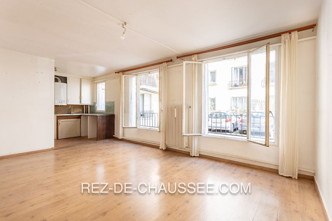 Apartment in Louis Blanc-Aqueduc, Paris 10e Arrondissement, Paris 1 - 17192614