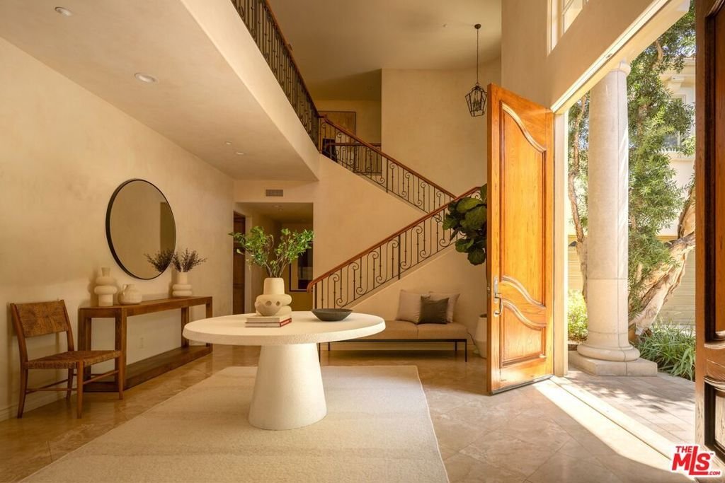 House in Los Angeles, California, United States 4 - 18601073
