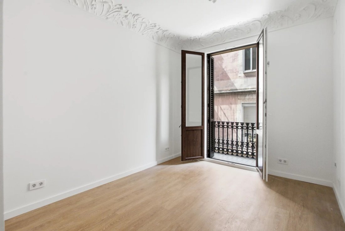 Apartment in Sarrià-Sant Gervasi, Barcelona, Spain 2 - 18598415