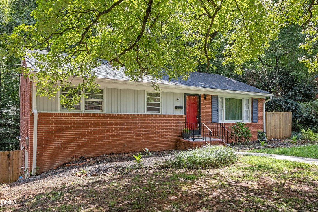 House in Chapel Hill, North Carolina, United States 2 - 18601531