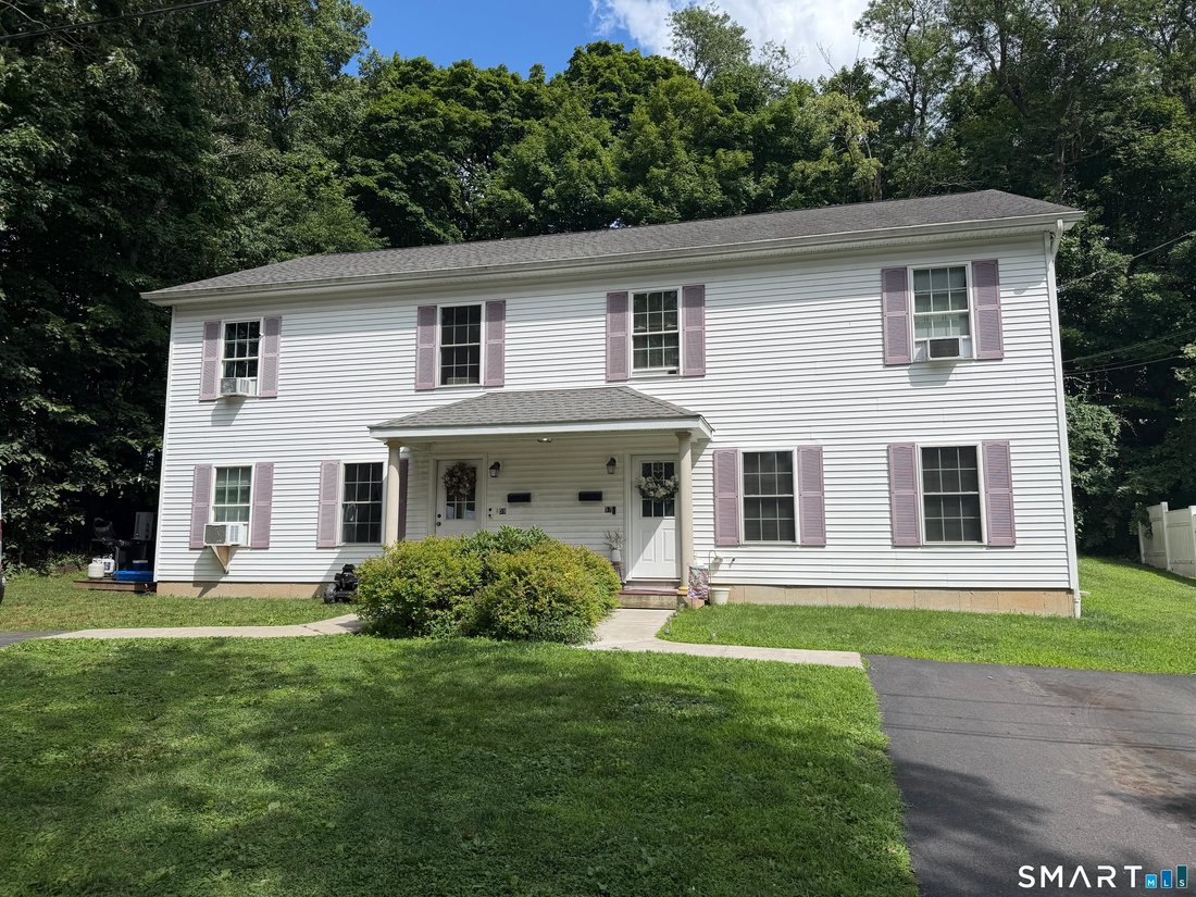 Naugatuck, Connecticut, United States 2 - 18602271