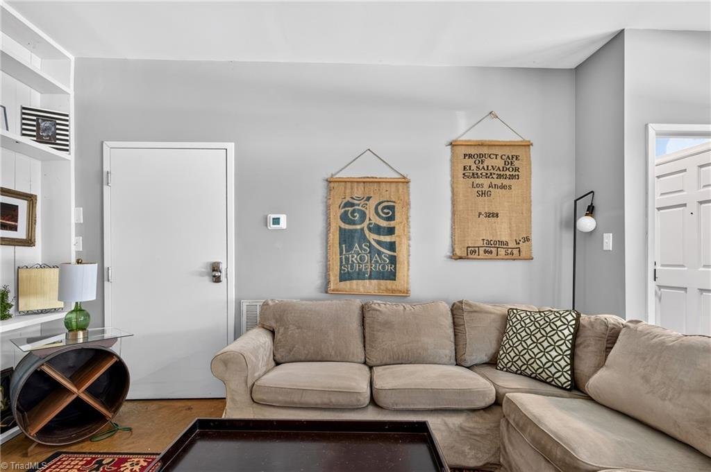 Townhouse in Greensboro, North Carolina, United States 5 - 18596731
