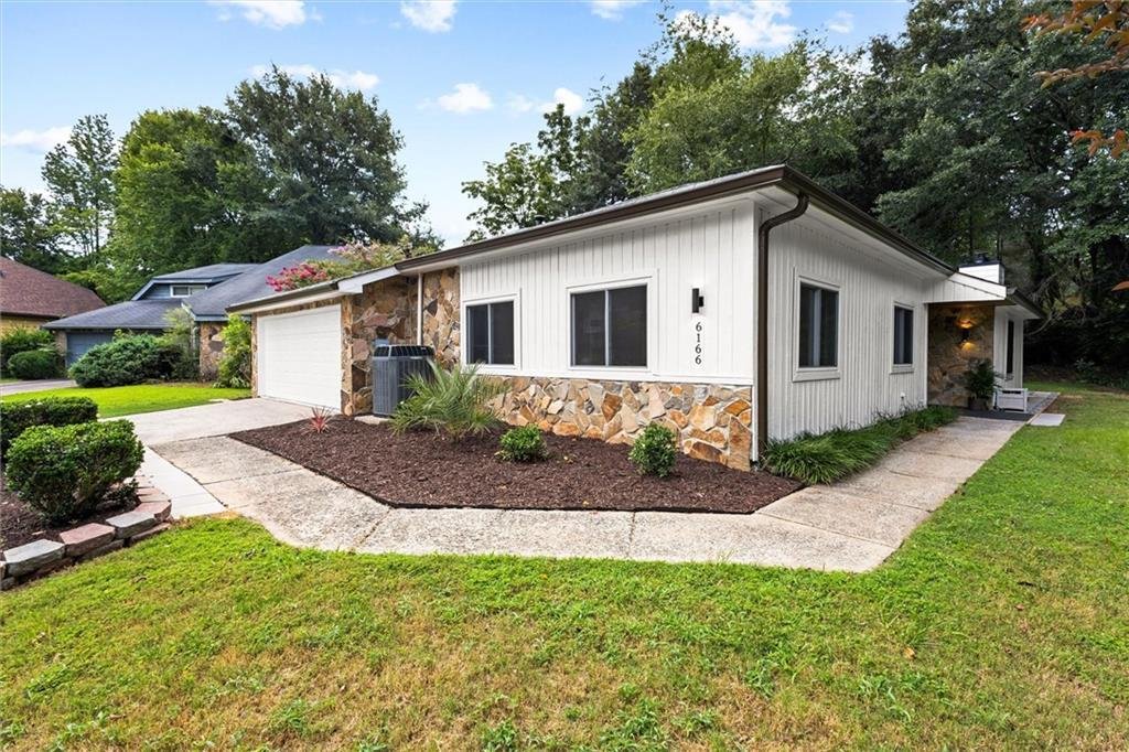 House in Peachtree Corners, Georgia, United States 3 - 18601733