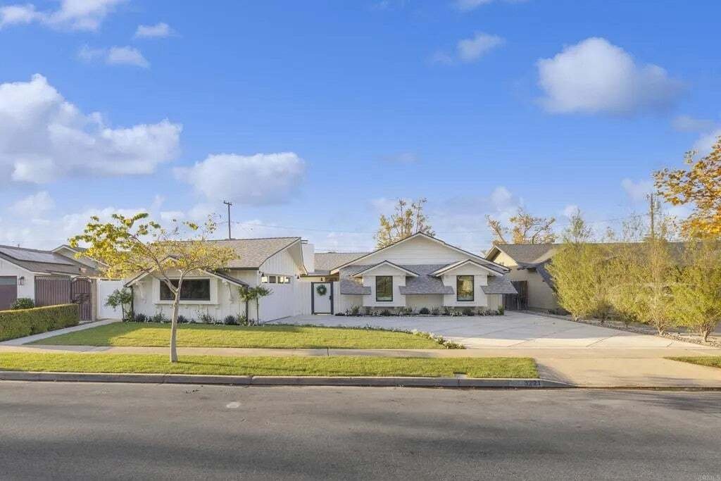 House in Los Alamitos, California, United States 2 - 18597908