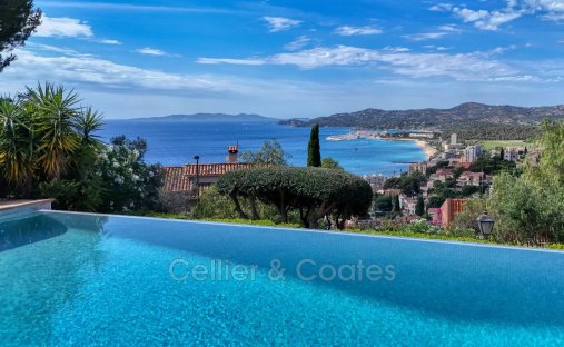 House in Le Lavandou, Provence-Alpes-Côte d'Azur, France 1