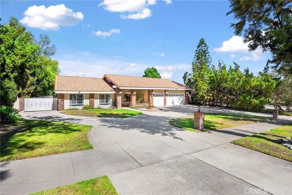 House in Upland, California, United States 2 - 18601936