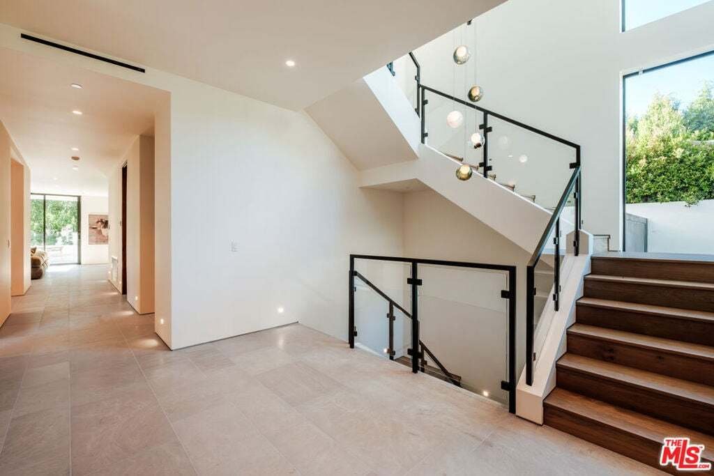 House in Beverly Hills, California, United States 3 - 18601064