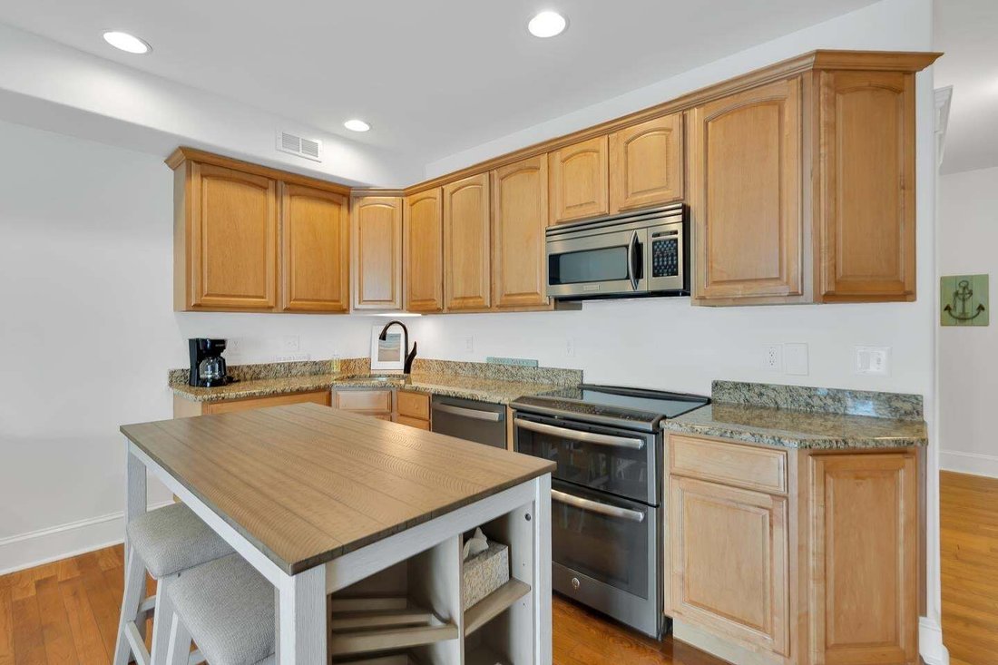 Condo in Sea Isle City, New Jersey, United States 4 - 18596503