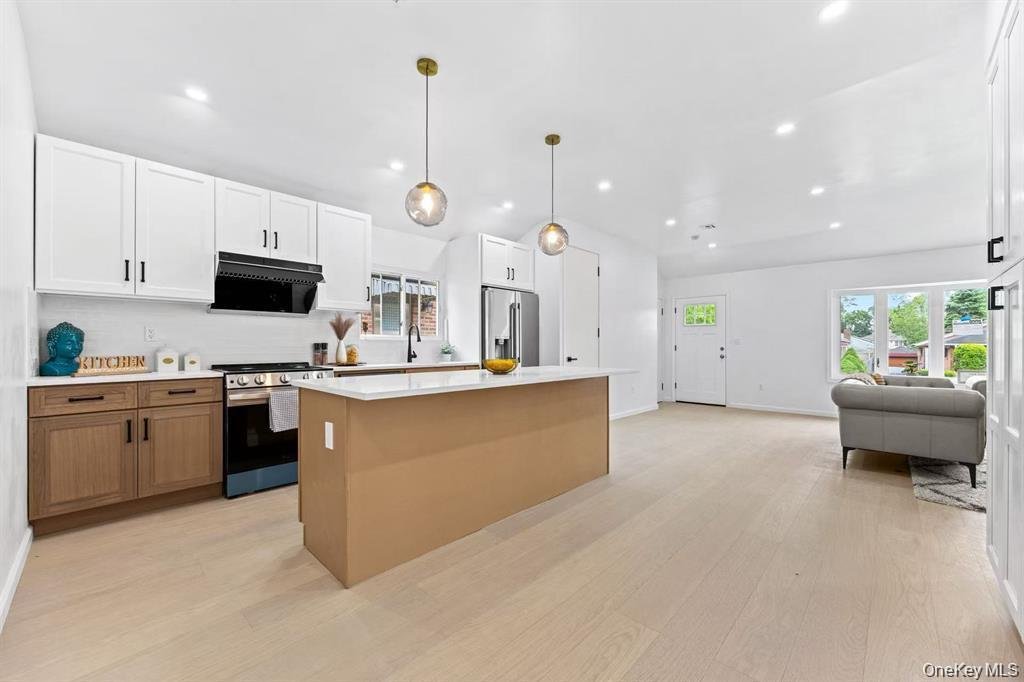House in New York, New York, United States 4 - 18600272