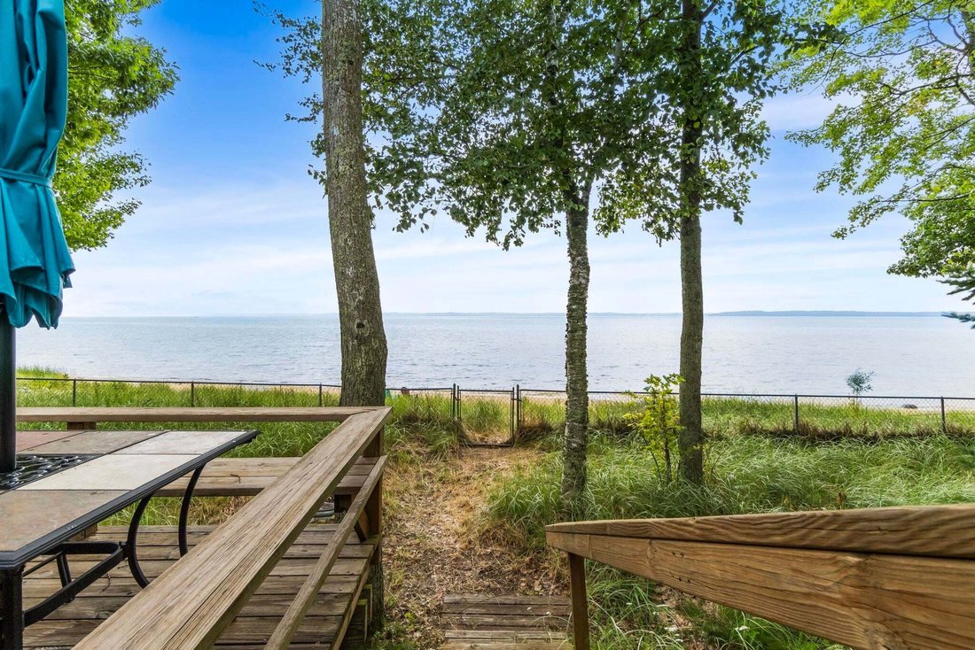 House in Elk Rapids, Michigan, United States 5 - 18600183