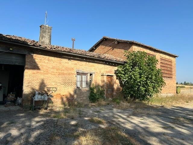 Porta Tufi - Porta Romana, Siena, Tuscany 4 - 18601340