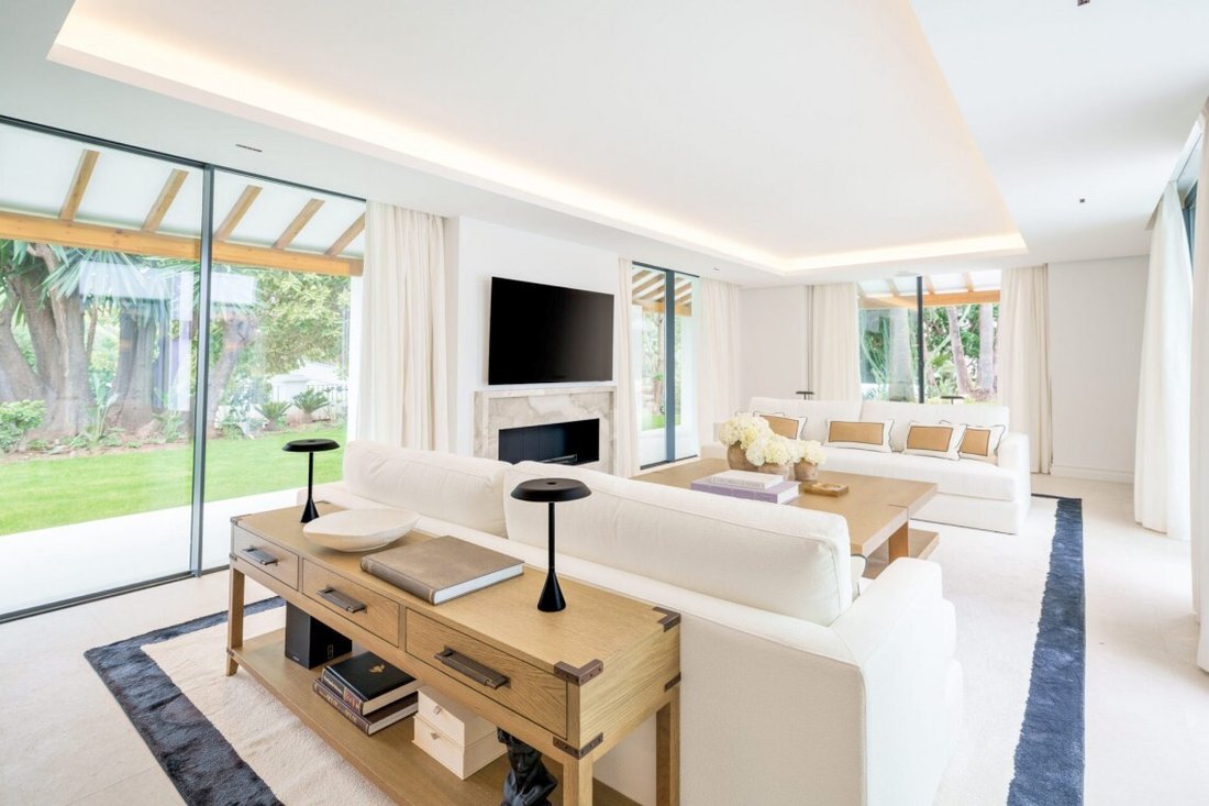 Villa in Marbella, Andalusia, Spain 5 - 18596897