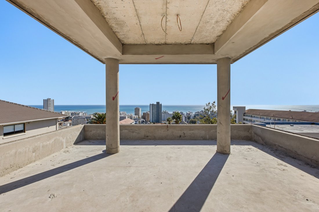 Apartment in Bakoven, Cape Town, South Africa 5 - 18598889