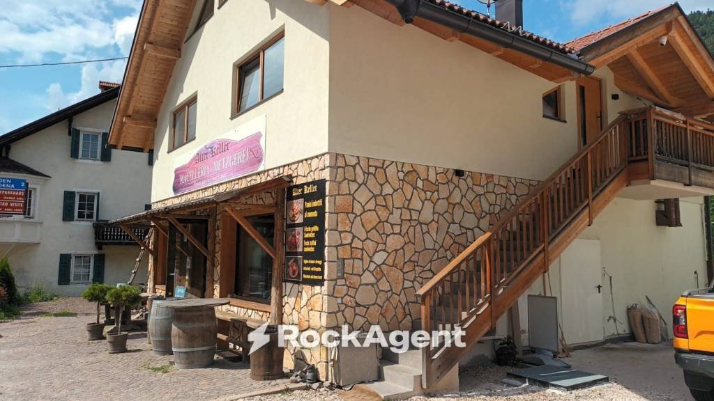 Villa in Fontanefredde, Trentino – Alto Adige/Südtirol, Italy 1 - 18602820