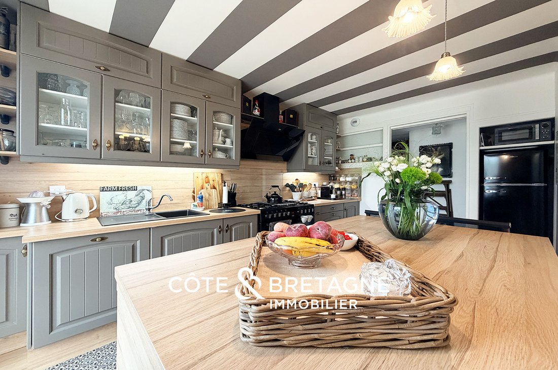 House in Yffiniac, Brittany, France 1 - 18602435