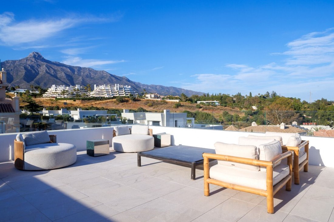 Apartment in Marbella, Andalusia, Spain 3 - 18597959