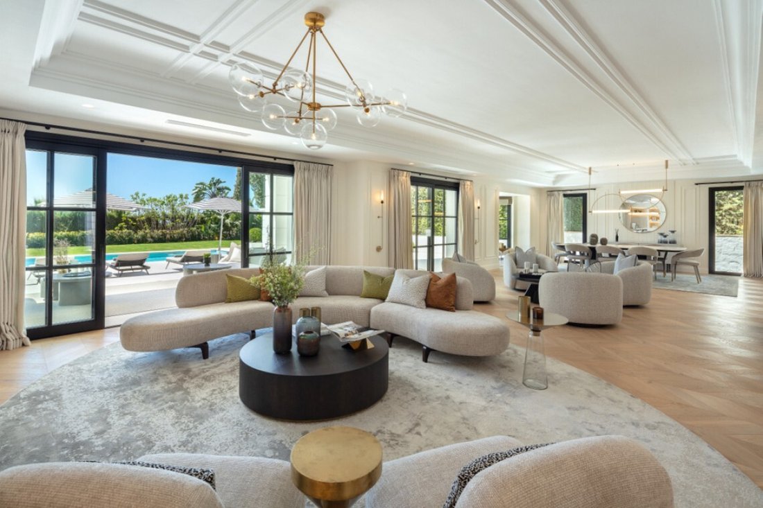 Villa in Marbella, Andalusia, Spain 5 - 18597294