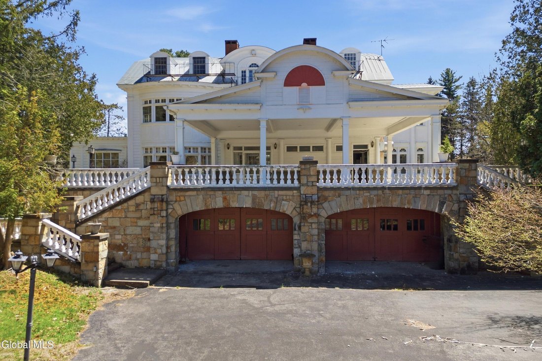 House in Saratoga Springs, New York, United States 3 - 18597237