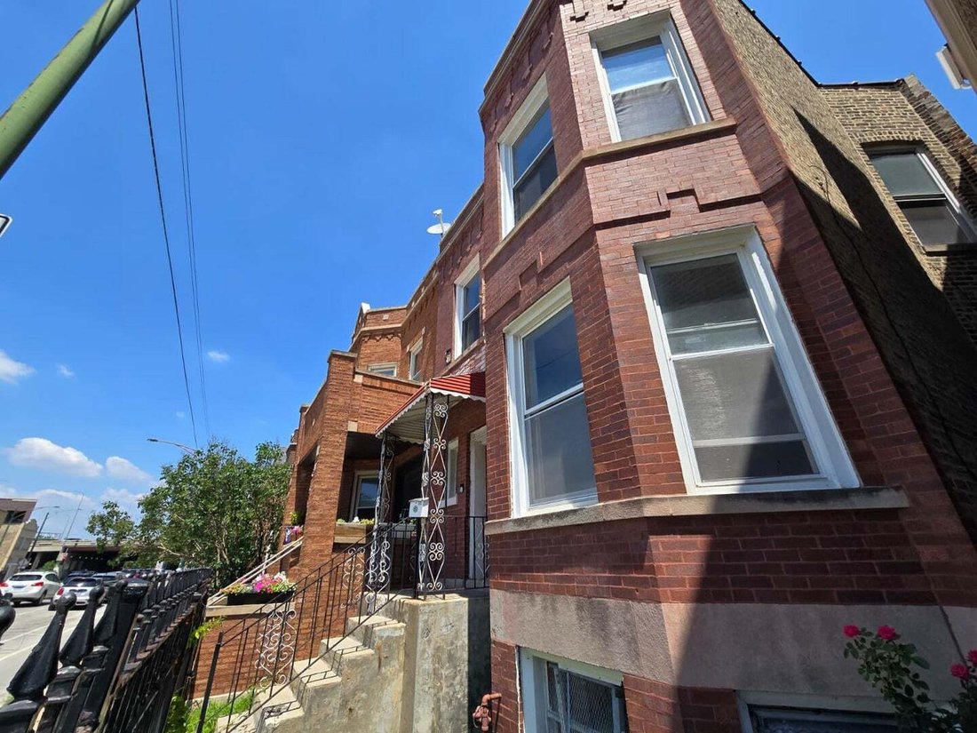Chicago, Illinois, United States 2 - 18597554